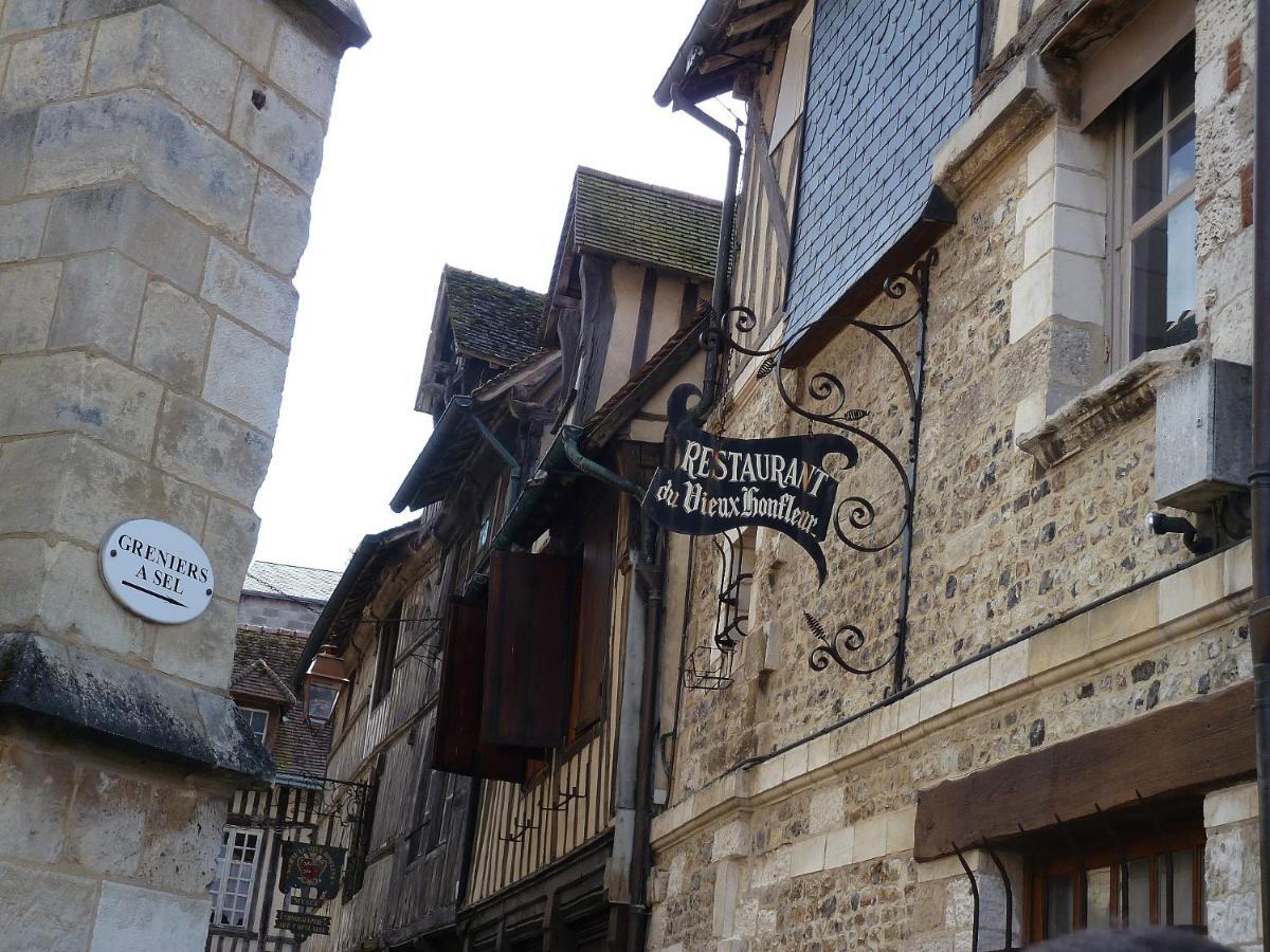 Le Romantica - Les Suites Romantiques Honfleur Exterior photo